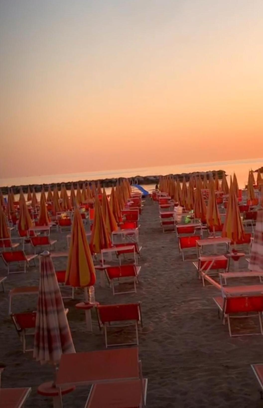 Villa Dolcevita Bellaria-Igea Marina Bagian luar foto