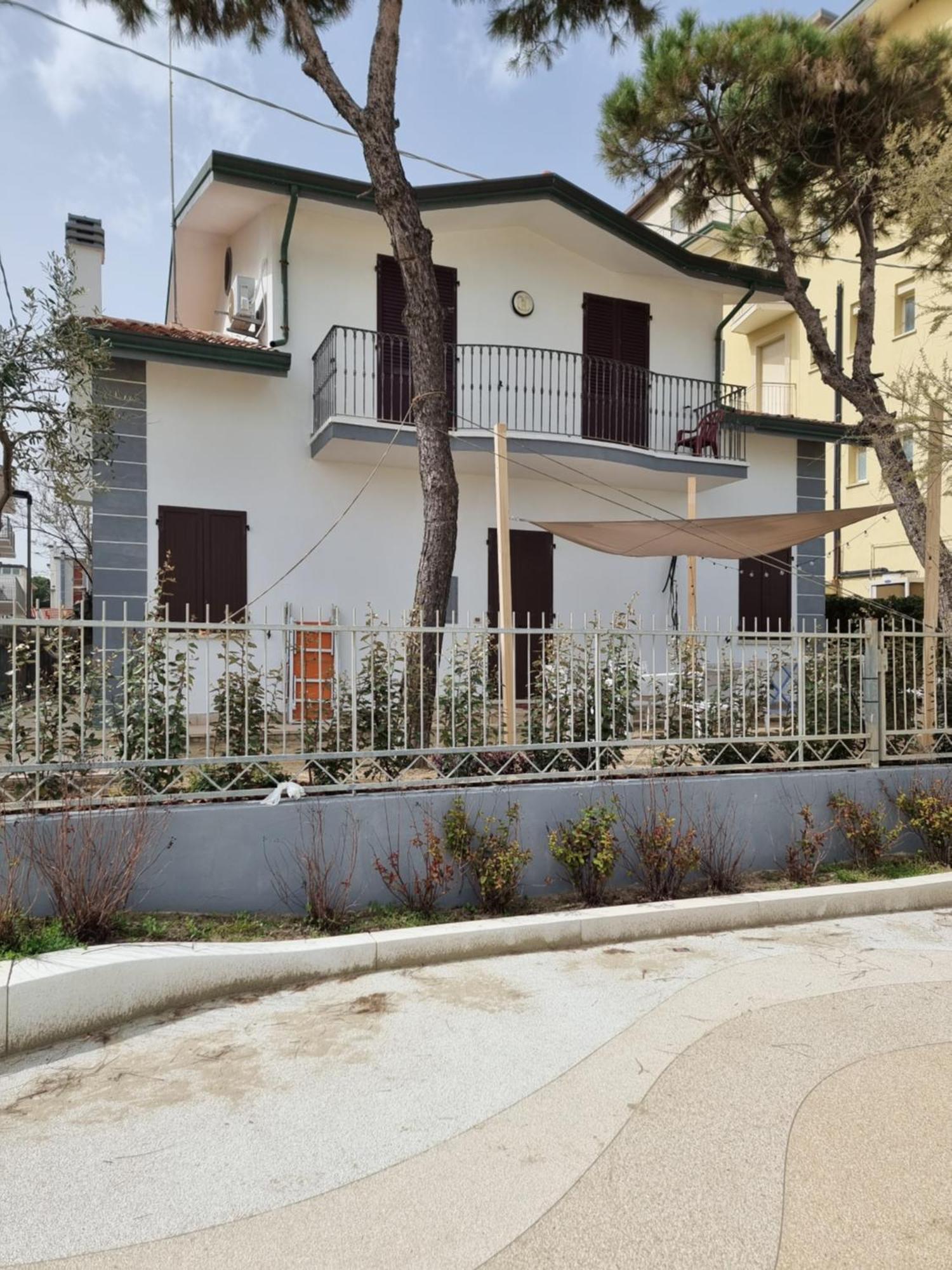 Villa Dolcevita Bellaria-Igea Marina Bagian luar foto