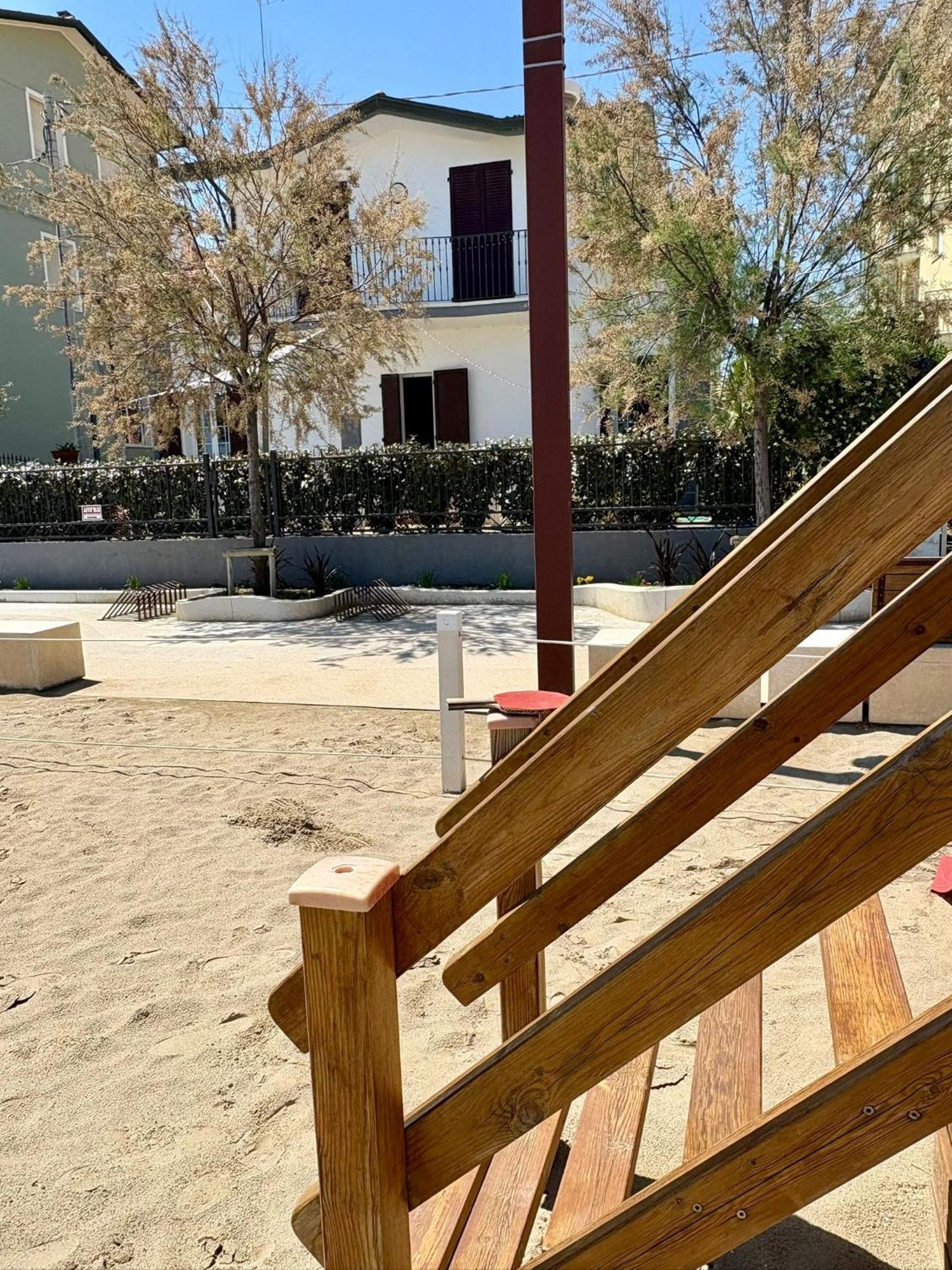 Villa Dolcevita Bellaria-Igea Marina Bagian luar foto